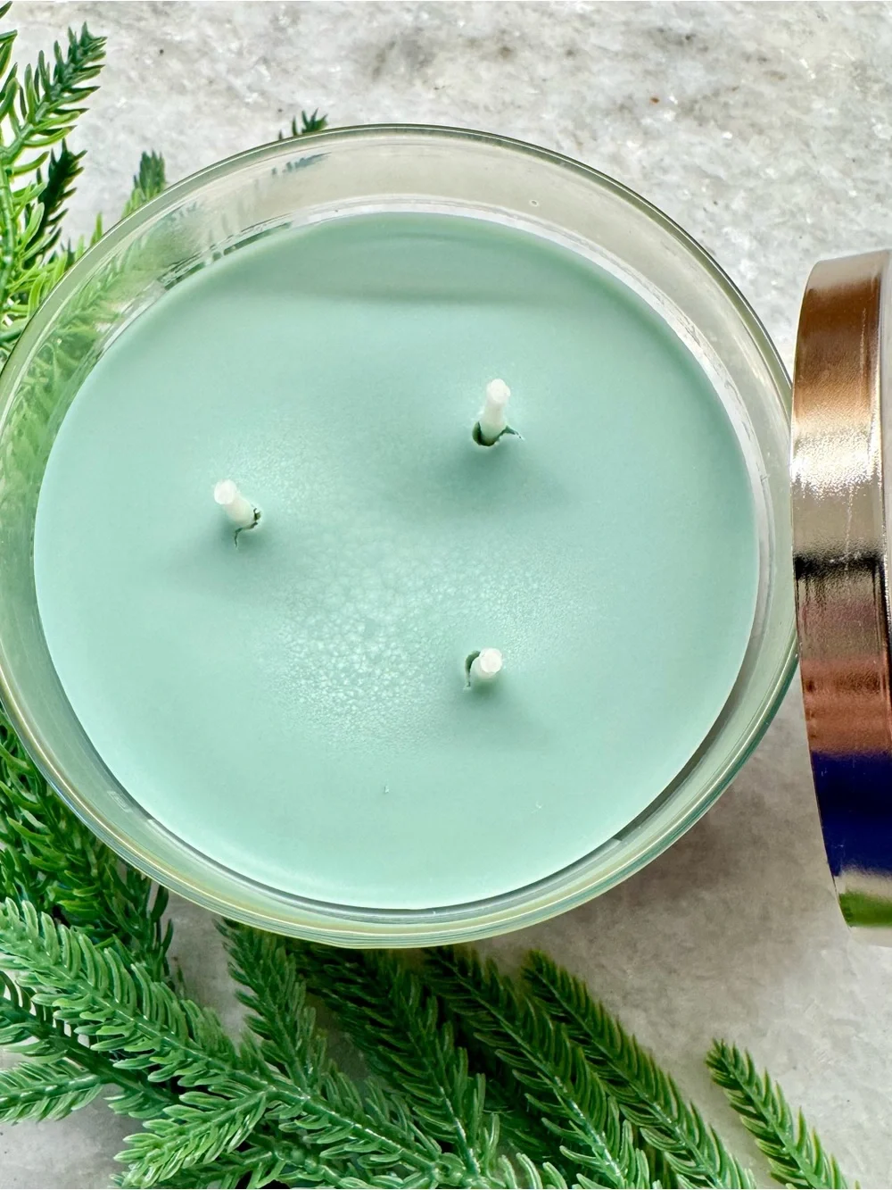 New Bath & Body Works 3-Wick Fresh Balsam Candle 14.5oz Christmas Winter Scent - Picture 3 of 7